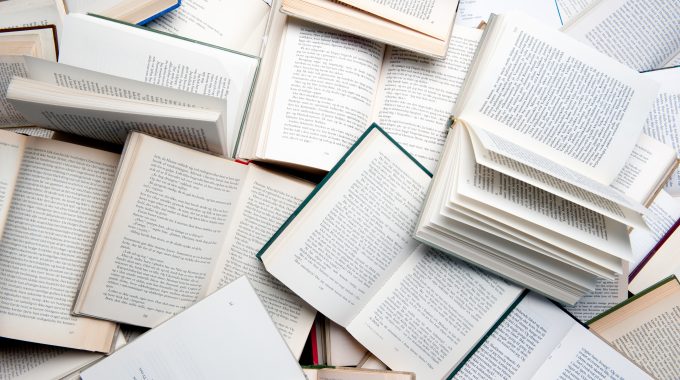Kariyer Planlaması için Okunması Gereken Kitap Türleri Nelerdir?