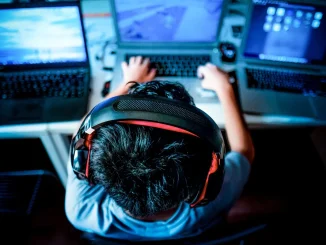 Counter Strike 2 Hile Kullanmanın Güvenli Yolları Nelerdir?