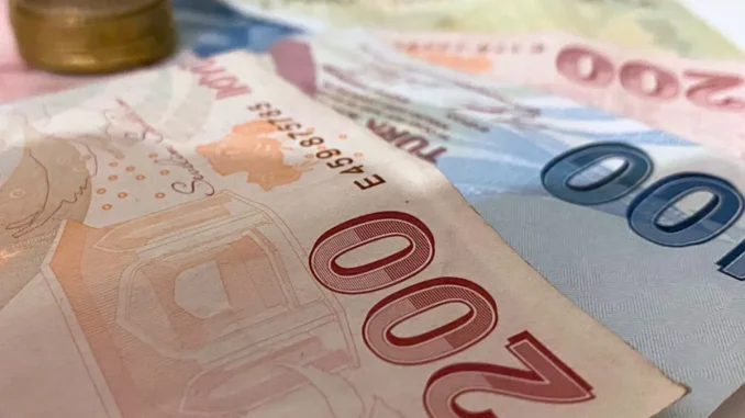 İhtiyaç Kredisi Faizleri Neden Düşmüyor?